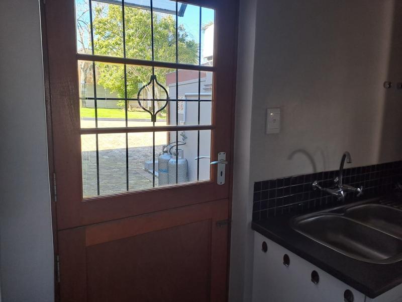 To Let 3 Bedroom Property for Rent in Rooi Rivier Rif Western Cape